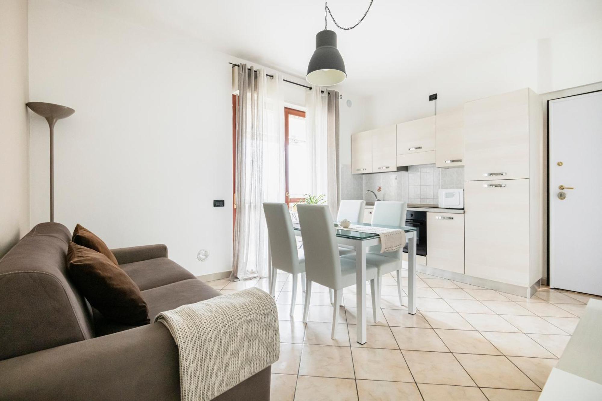 Hq Aparthotel Milano Inn - Smart Suites Cinisello Balsamo Exterior foto