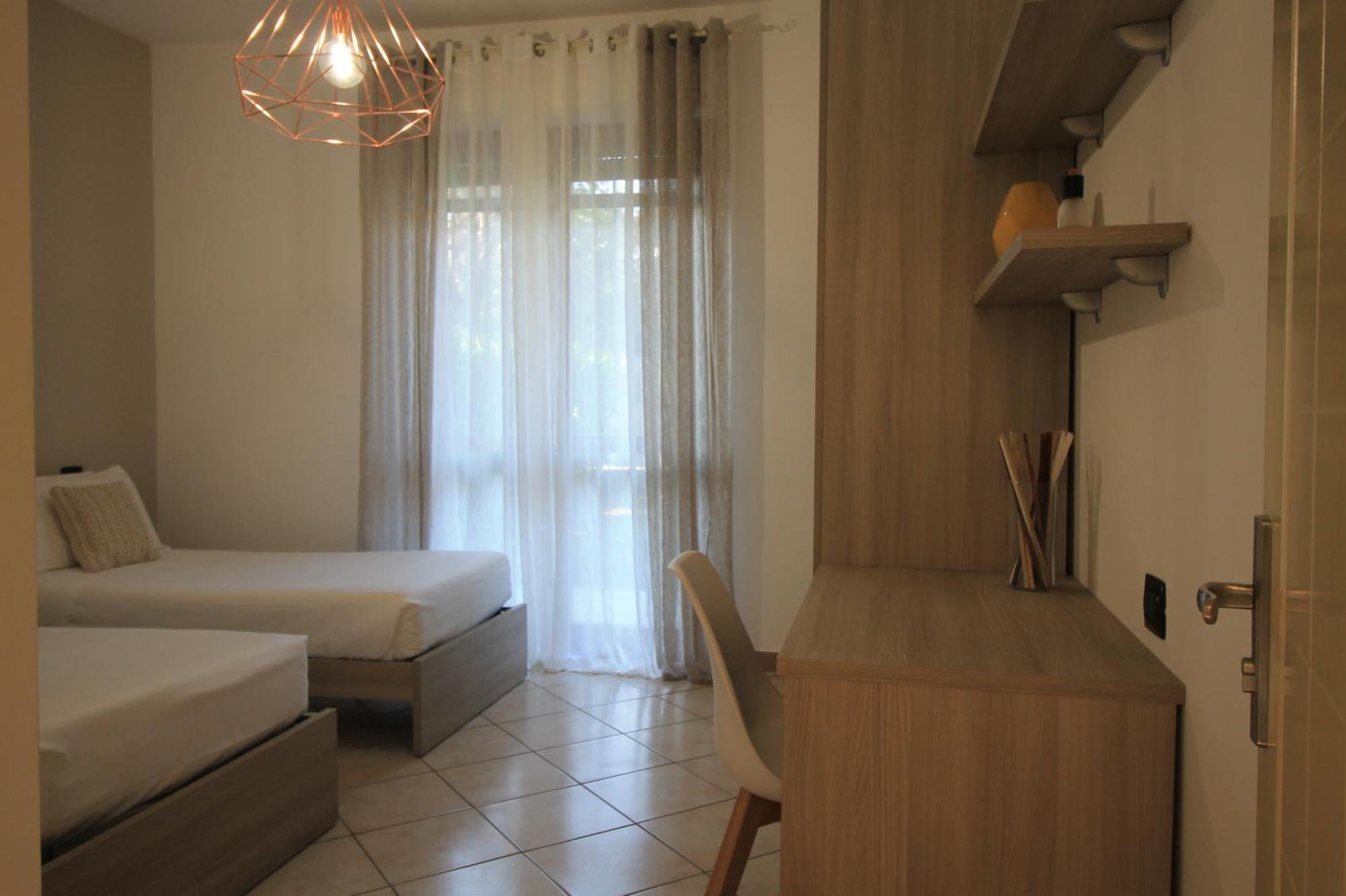 Hq Aparthotel Milano Inn - Smart Suites Cinisello Balsamo Exterior foto